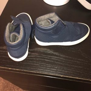 Zara boys blue strap high top shoes